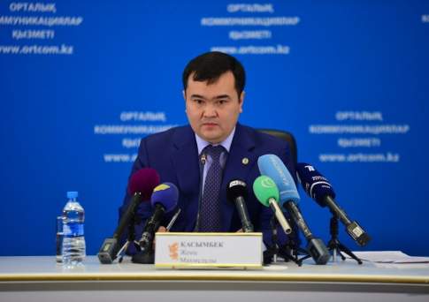 Австралийская модель: кто первым встал - того и тапки